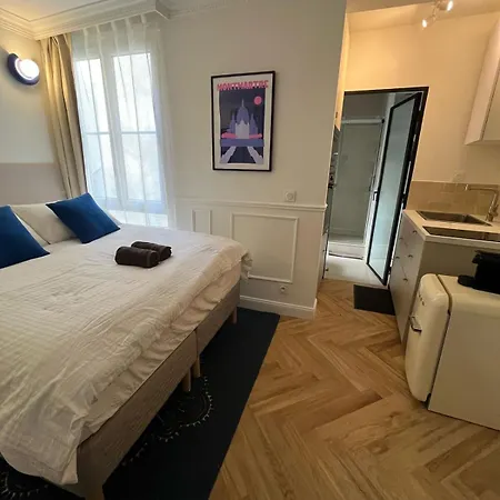 Apartment Heart Of Paris